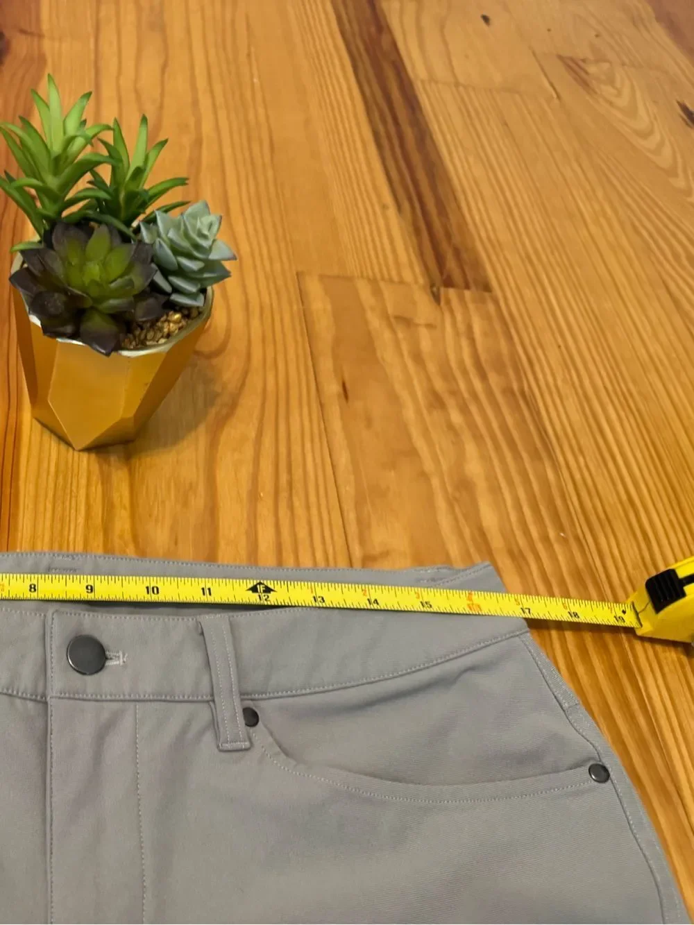 Lululemon ABC Pant Slim Warpstreme Light Khaki Men’s Size 32